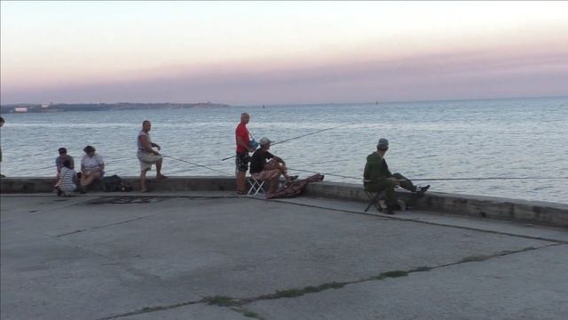 Керчь, вечерняя прогулка по городу 03 08 23 смотреть онлайн