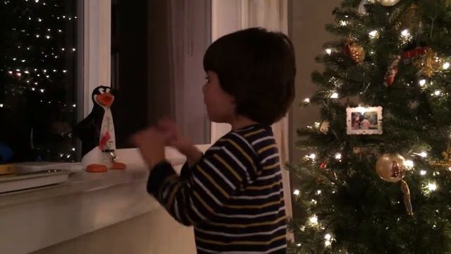 Penguin metronome, Italian music, and being a little mean to your cousin. смотреть онлайн