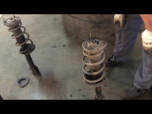 Замена задних стоек Forester SG5 (178850km)