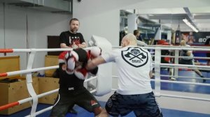 МАКС ПУЛЕМЕТ ПРОТИВ ТАЙЦА