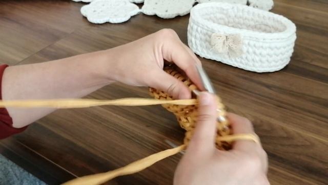 Örgü Puf Yapımı| Kelebek Model Pufu Kendiniz Yapın! ?|Part1 смотреть онлайн