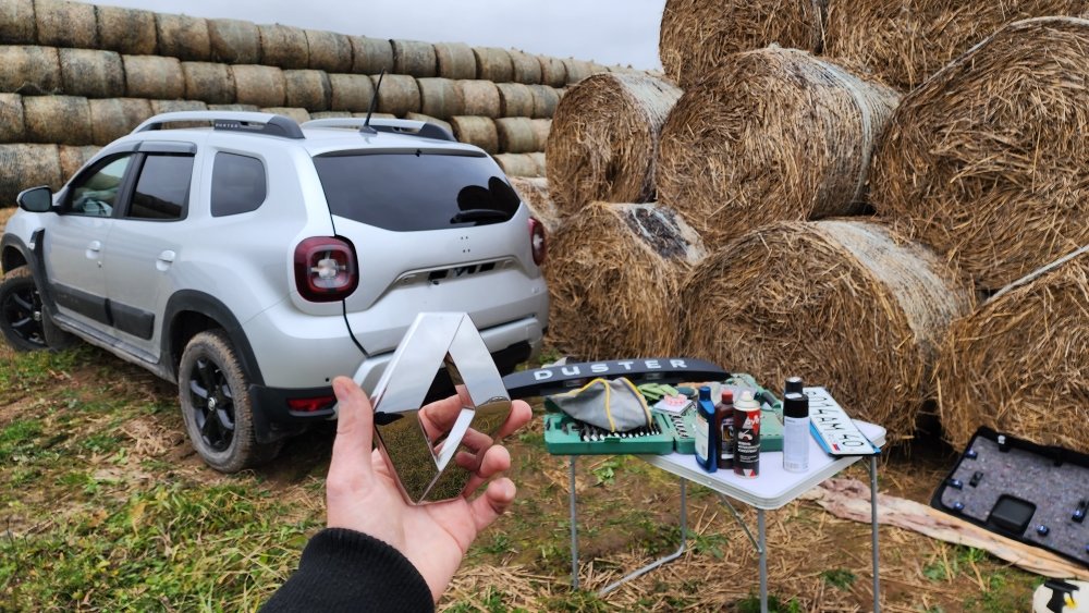 Накладка крышки багажника Рено Дастер (Renault Duster). Профилактика коррозии и вздутия лкп, антикор смотреть онлайн