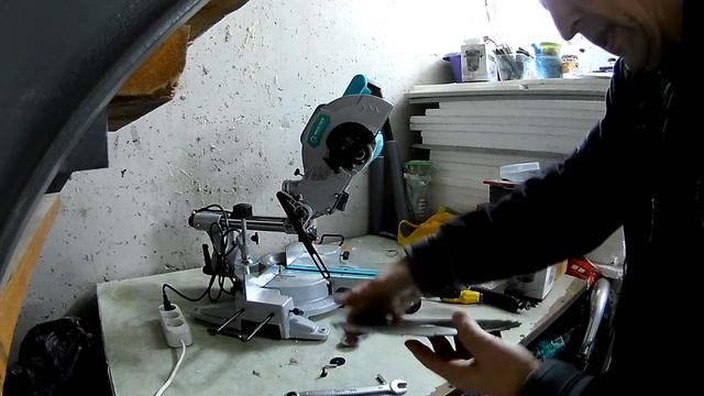 Торцовочная пила Mekkan 61004  Меккан 61004 Китай Распаковка Краткий обзор Замена пильного диска