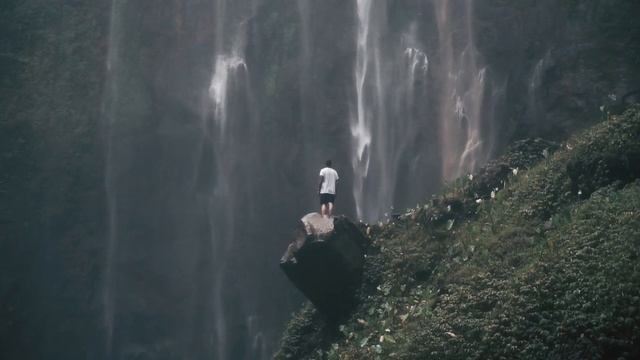 Wonderful Indonesia East Java (Cinematic Look) смотреть онлайн