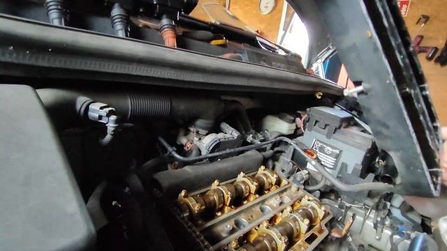 Opel Corsa D Ventildeckeldichtung erneuern смотреть онлайн