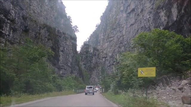 Из Гагры на озеро Рица смотреть онлайн