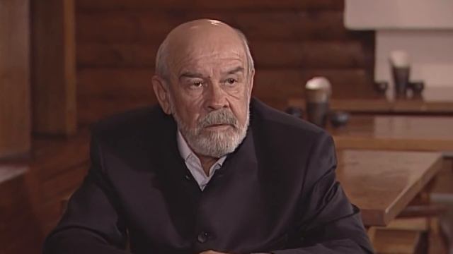 Тебе не ордена носить! Тебе хвосты верблюдам закручивать! смотреть онлайн