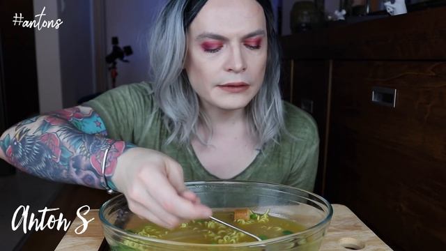 МУКБАНГ. КОРОЛЕВСКИЙ РАМЕН. ОСТРАЯ КОРЕЙСКАЯ ЛАПША