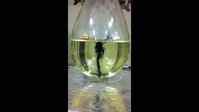 Electron Tornado [stirring Sodium in HMPA] 電子の竜巻！ смотреть онлайн