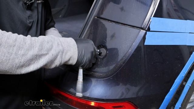 etrailer Class III Trailer Hitch Installation - 2020 Audi Q5 смотреть онлайн