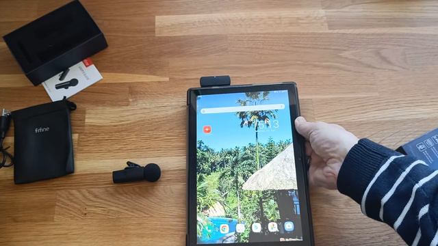 fifine M6 - kalbeloses Lavalier Funk-Mikrofon für Smartphone, Tablet und PC Review смотреть онлайн