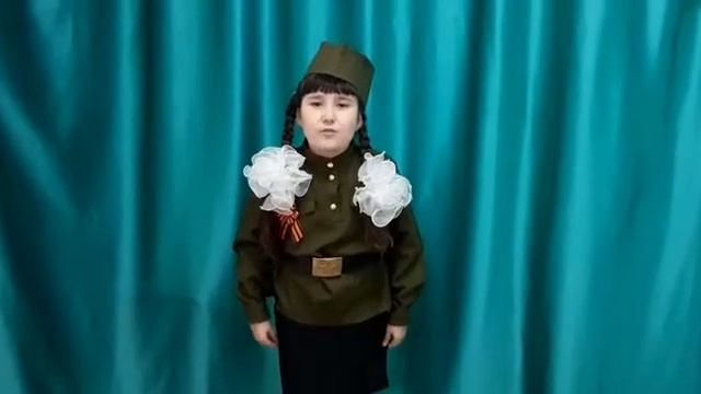Закирова Абигаль. Роберт Рождественский "Помните". смотреть онлайн