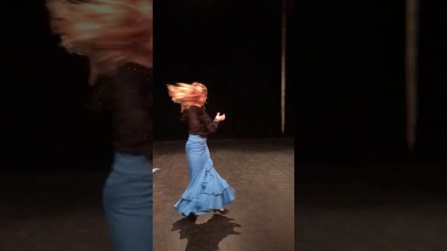 Naomi dansar flamenco på Månteatern i Lund смотреть онлайн