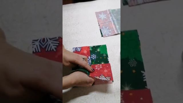 прихватка в стиле печворк.