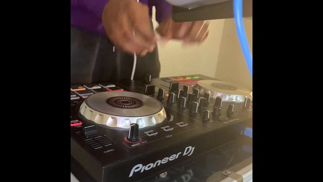 ODJAY- Random DJ Routine смотреть онлайн
