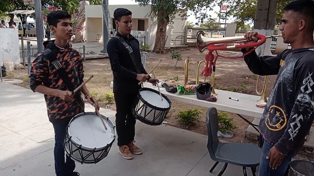 Paso redoblado banda de guerra, Toque Corneta Y Tambor 2022 смотреть онлайн