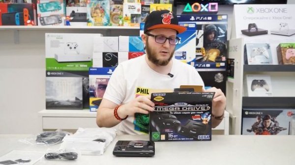 Sega Mega Drive Mini |  Распаковка + Обзор | PLAY-PLAY