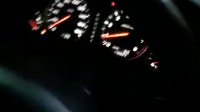 Давление масла EJ208. Температура масла примерно 30-40 С смотреть онлайн