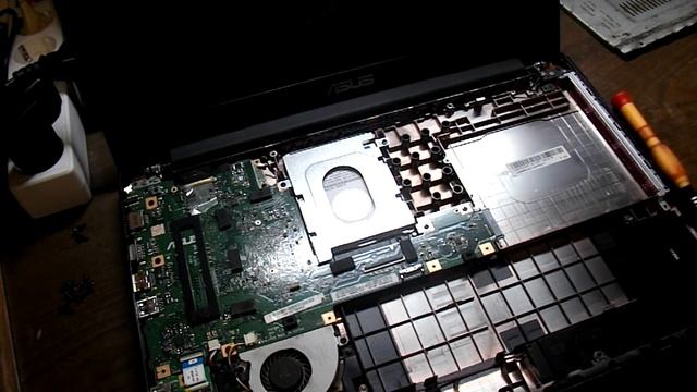 Разборка ноутбука Asus A553M (X553M) смотреть онлайн