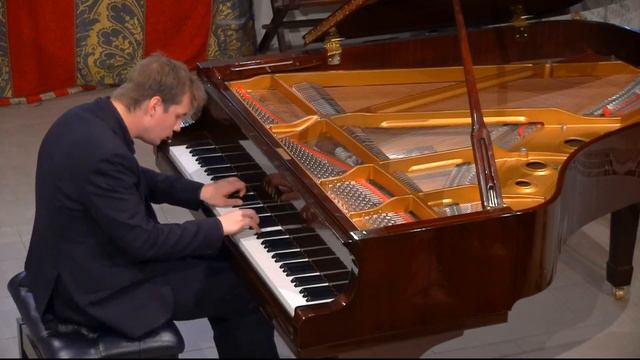 St Mary's Perivale LIVE: Daniel Lebhardt (piano) смотреть онлайн
