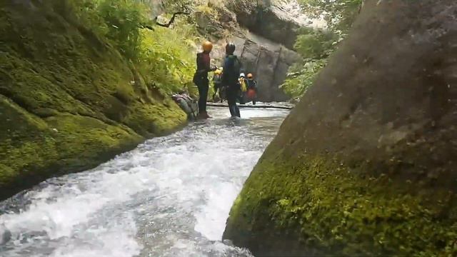 Canyoning in Lichk / Կանյոնինգ Լիճքում смотреть онлайн