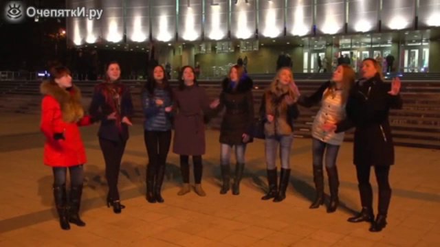 Хор девушек поёт песню про коня смотреть онлайн