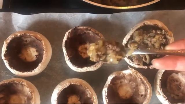 Фаршированные шампиньоны/. Уверяем вас , что это безумно вкусно. #грибы #шампиньоны #вкусно #еда смотреть онлайн