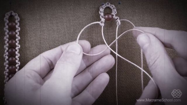 DIY Easy Macramé Boho Bracelet with Beads and Button Clasp смотреть онлайн