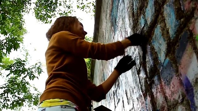 Аллея Писателей. Маленькое видео о том, как сделать мир лучше. смотреть онлайн