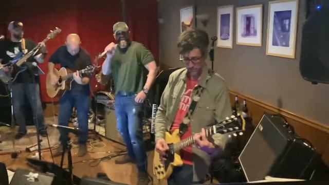 LE GRANDE BAND 4/9/22 - Sweet Dreams / 7 Nation Army смотреть онлайн