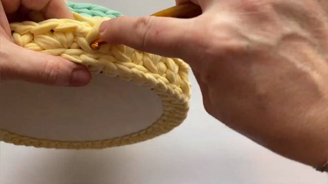 ПОДАРОЧНАЯ КОРЗИНА И ВКЛАДЫШ ДЛЯ ПАСХАЛЬНЫХ ЯИЦ☀️Интересное решение для оформления подарка? смотреть онлайн