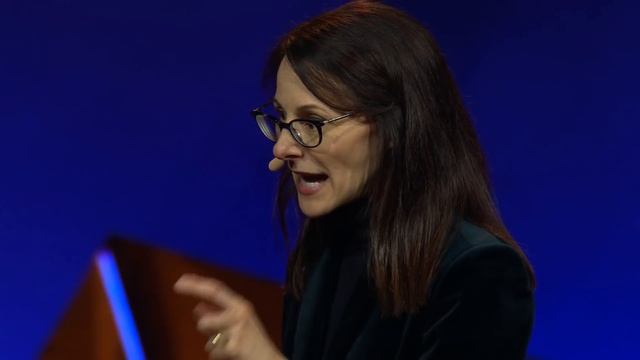 How deepfakes undermine truth and threaten democracy | Danielle Citron смотреть онлайн