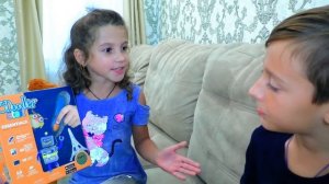 Сиреноголовый ручкой 3Doodler Start! Никогда НЕ РИСУЙ в 3 часа ночи! Тима позвал в дом Siren Head ?