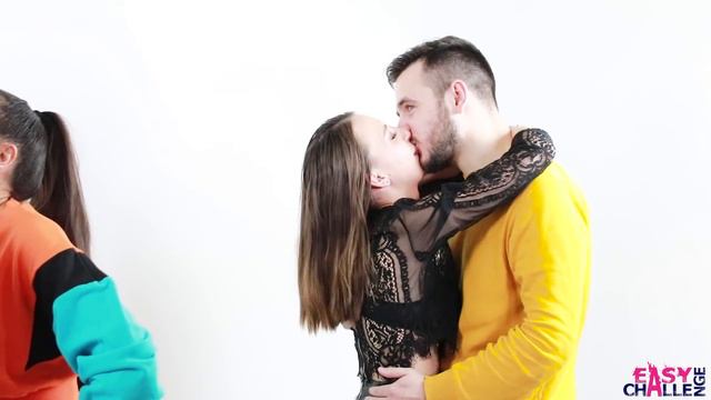 КТО ПОСЛЕДНИЙ ПЕРЕСТАНЕТ ЦЕЛОВАТЬСЯ 😘 ПОЛУЧИТ 200$ смотреть онлайн