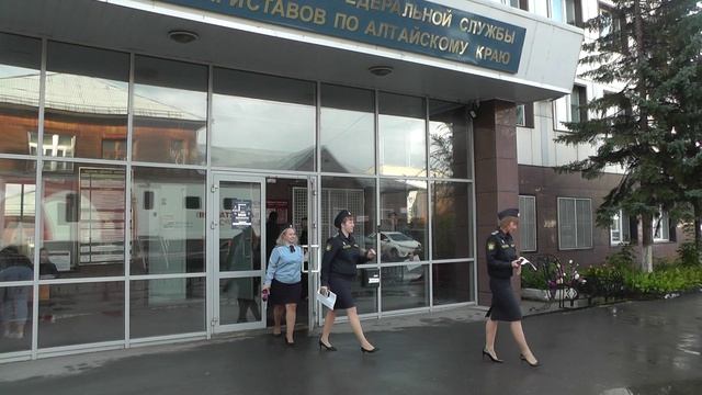 Судебные приставы сдали кровь смотреть онлайн