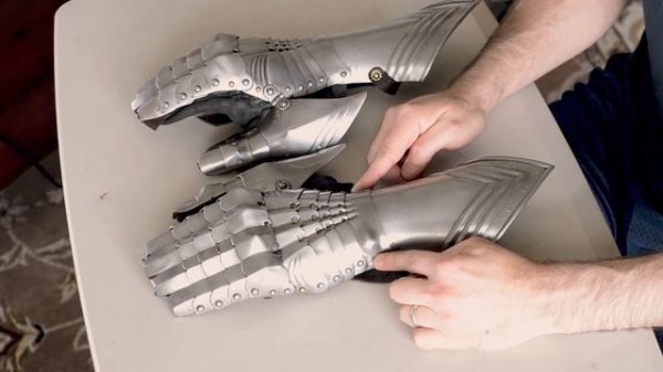 Late 15th Century Gothic Style Gauntlets