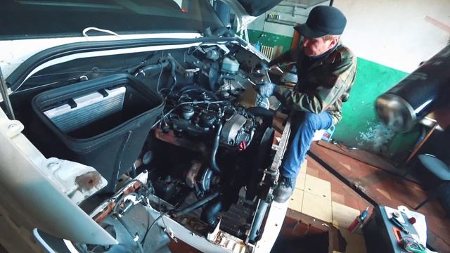 Мега мотор с разборки в спринтер 906 (Еле завели мотор) смотреть онлайн