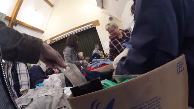 Jumble Sale Madness - Bargain Hunting GoPro Footage смотреть онлайн