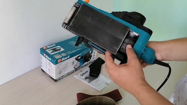 Шлифовальная машина Bort 1010N смотреть онлайн