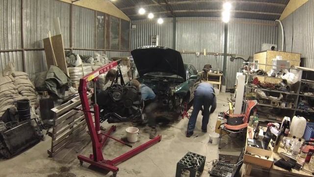 Audi A4 V6 engine swap to 4.2 V8 265 kw смотреть онлайн