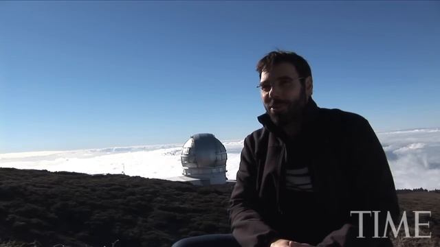 Looking Through The World's Largest Telescope | TIME смотреть онлайн