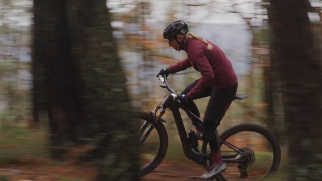 FOCUS VAM² SL – Produktvorstellung | Lightweight Trail eMTB 2024 | FOCUS Bikes смотреть онлайн