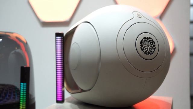 BASS TEST | Harman Kardon Aura Studio 4 vs Phantom Devialet смотреть онлайн