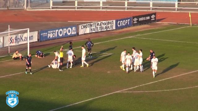 Камиль Муллин сравнивает счет в Ярославле в концовке матча 2-2! смотреть онлайн