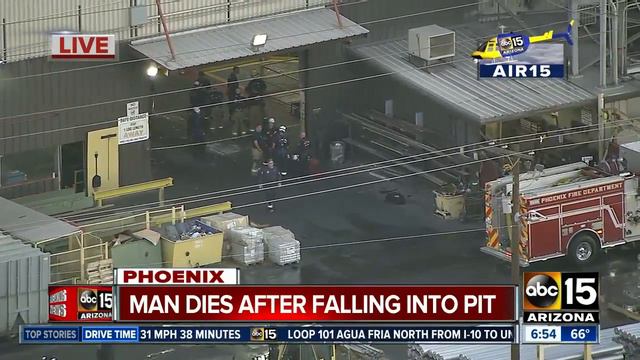 Man dies after falling into pit in west Phoenix смотреть онлайн