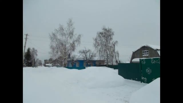 Три берёзы у дома. смотреть онлайн