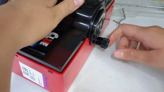 машина для тусовки тузов, карт. почти автоматическая смотреть онлайн