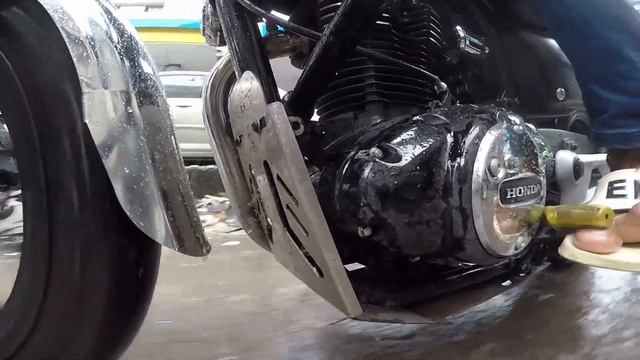 Mud Flap For Honda h’ness CB350 | New Mud Flap Tested Video for Honda h’ness смотреть онлайн