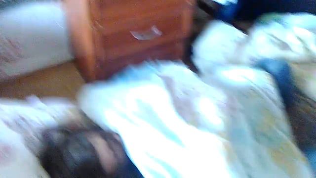 Мама пришла,а ты ещё не спишь😂 смотреть онлайн