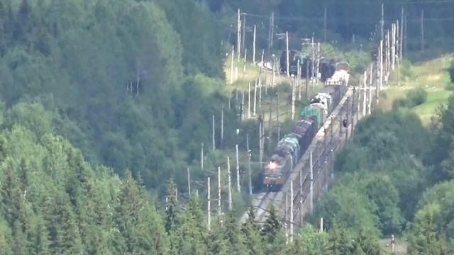 Электровоз ВЛ11 с поездом, пергон Копи - Всеволодо-Вильва смотреть онлайн